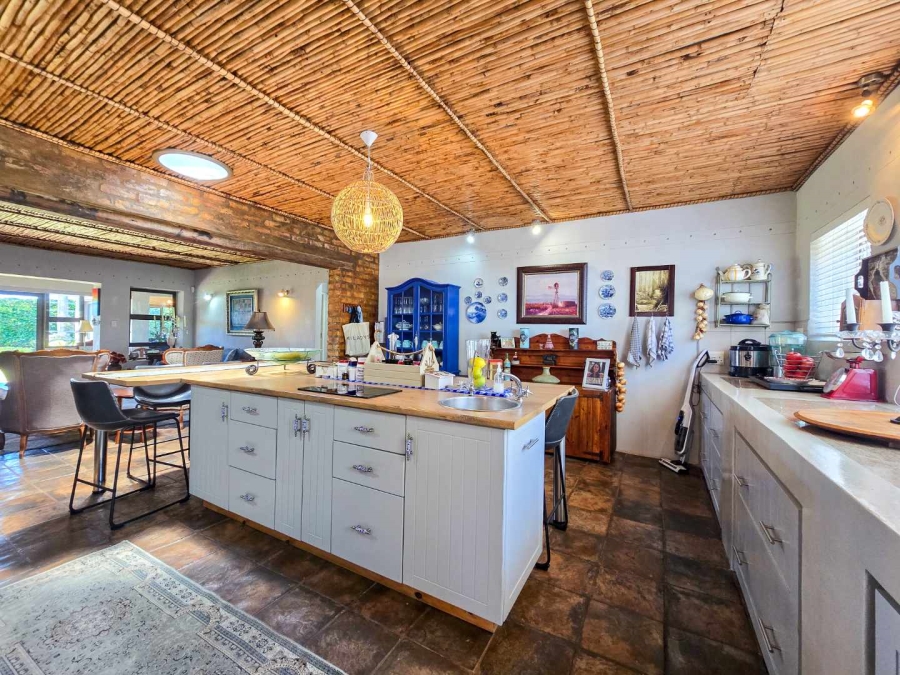 3 Bedroom Property for Sale in Stilbaai Wes Western Cape